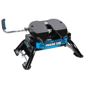 Reese 32K Fifth Wheel Trailer Hitch for Ford Trucks w/Factory Puck System